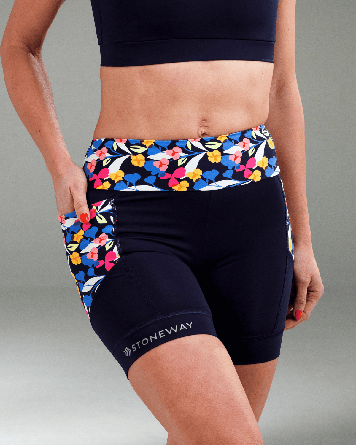 Bermuda Com Bolsos EXTREME RUN V3 - Estampa Santorini +Azul Marinho