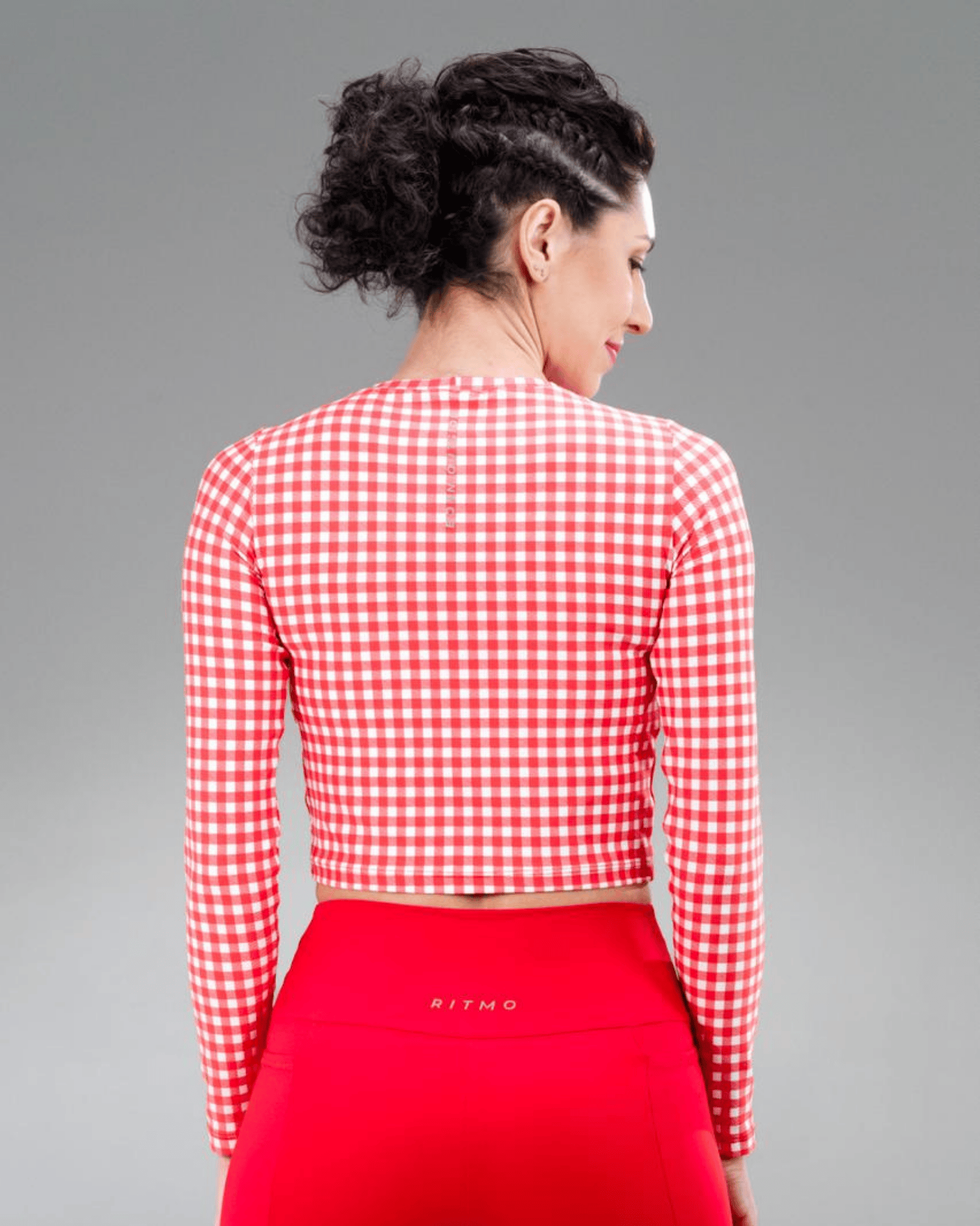 Blusa Cropped Manga Longa Fitness LAP - Estampa Vichy (Cereja)