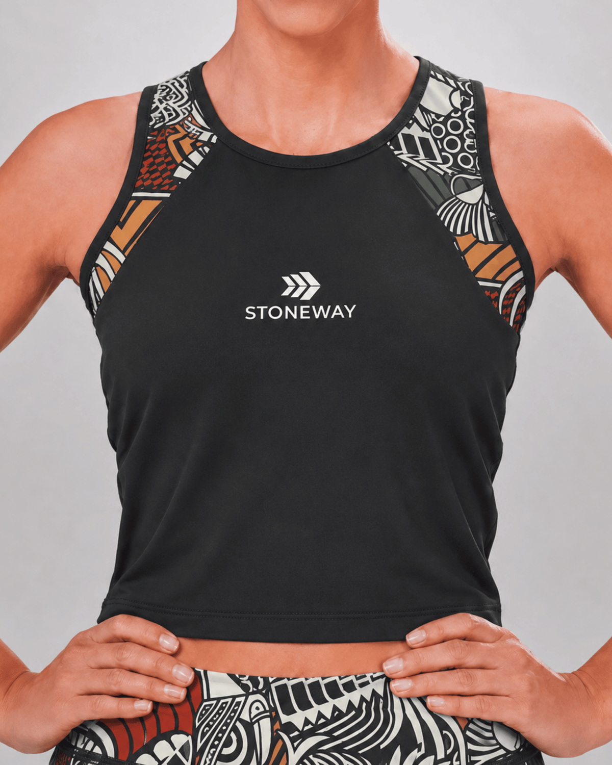 Regata Cropped Race Senselight - Preto + Estampa Tapajós