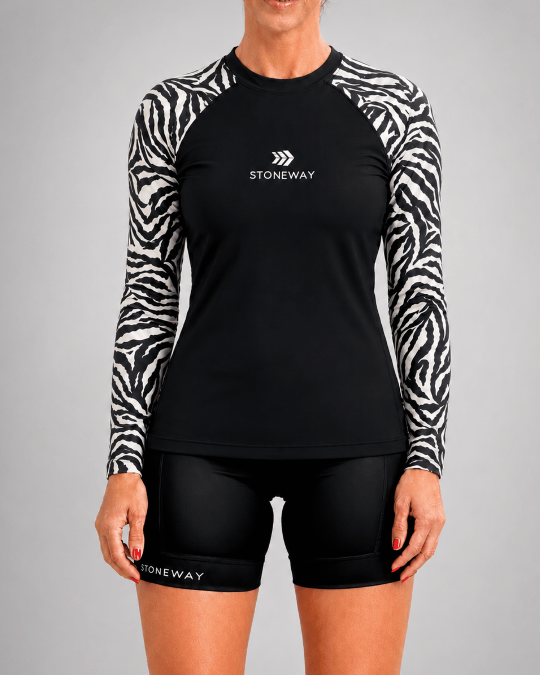 Blusa Manga Longa Raglan FITNESS - Preto + Estampa Arusha